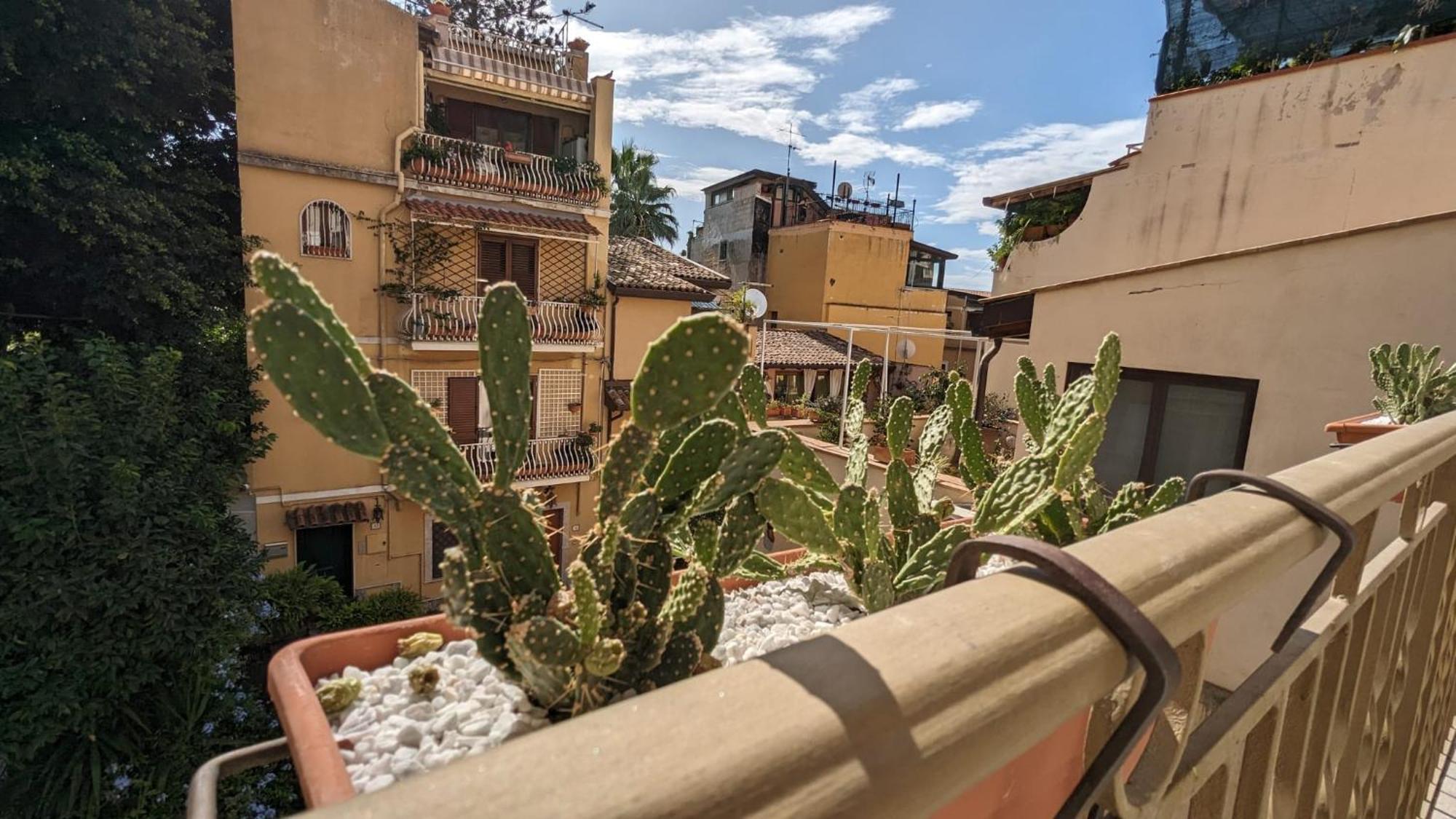 Opuntia Charming Rooms Taormina Dış mekan fotoğraf